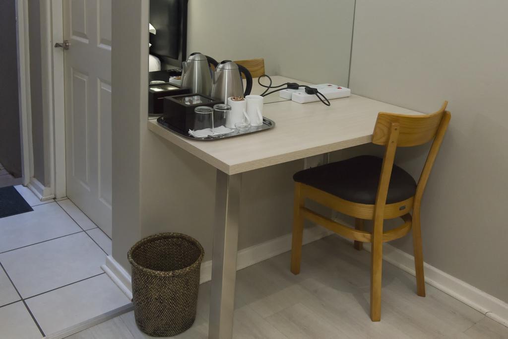 The Suburban Guest House บลูมฟอนเทน ห้อง รูปภาพ